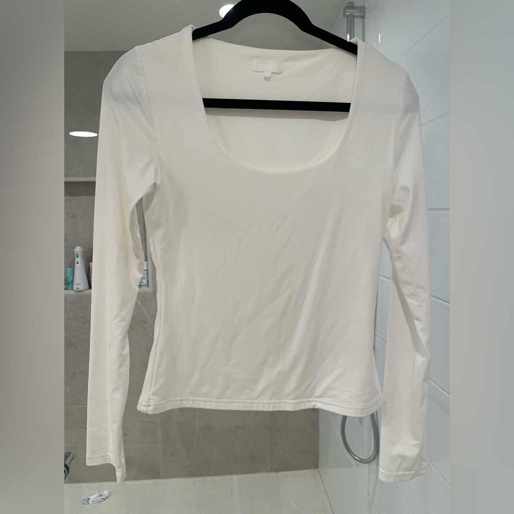 MESHKI white scoop long sleeve